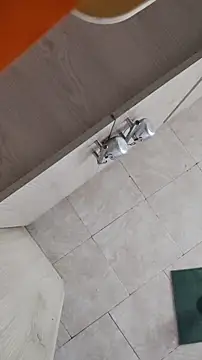 Snapshot of lindasyt chatting on 12-13-25, 07:53 lindasyt online show from 12-13-25, 07:53