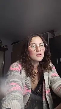 Snapshot of lindasyt chatting on 03-02-26, 05:08 lindasyt online show from 03-02-26, 05:08