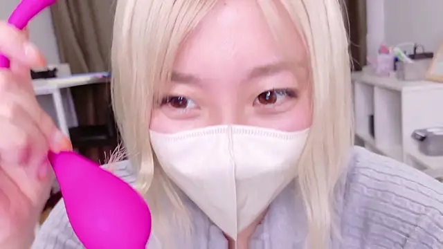 Snapshot of Nana__ch chatting on 06-29-26, 04:29 Nana ch online show from 06-29-26, 04:29