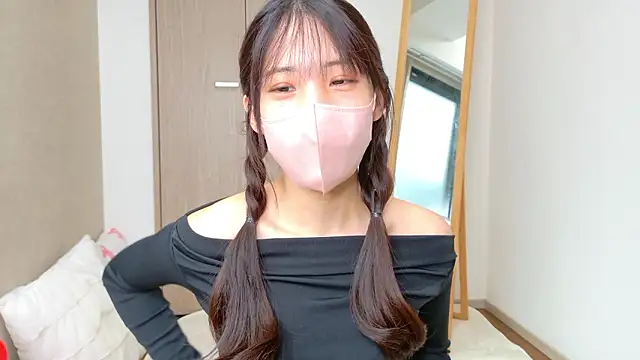 riri  nyan o0 online show from 04-23-26, 05:19