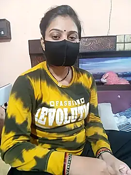 Priyanka Pal online show from 11-14-25, 04:06