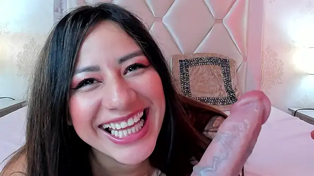 Snapshot of SeleneCarter chatting on 11-29-25, 01:08 SeleneCarter online show from 11-29-25, 01:08