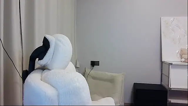 VianVianvv-cc online show from 10-20-25, 07:14