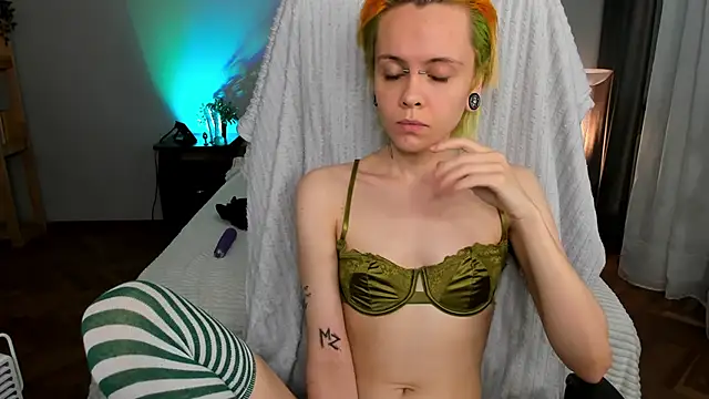 sweet posya online show from 09-19-25, 07:43