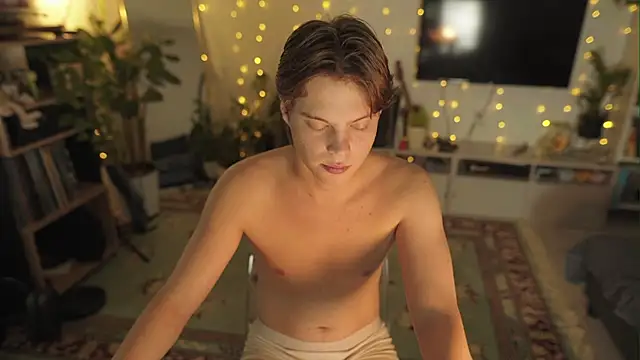 RusBradPitt online show from 07-09-26, 02:21