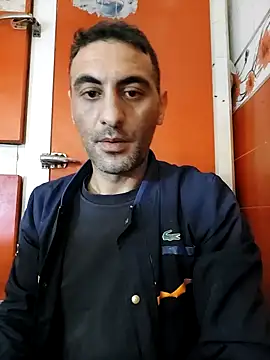 Snapshot of mahdiDido chatting on 11-17-25, 12:11 mahdiDido online show from 11-17-25, 12:11