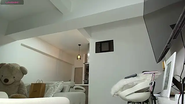 Snapshot of brunothompson3 chatting on 11-12-25, 01:28 brunothompson3 online show from 11-12-25, 01:28