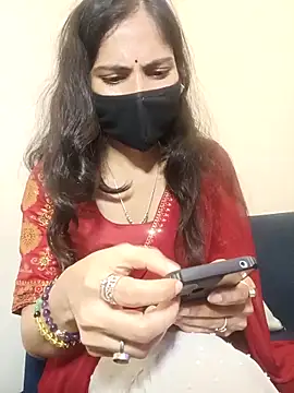 TheSassyGirl7 online show from 12-20-25, 07:10