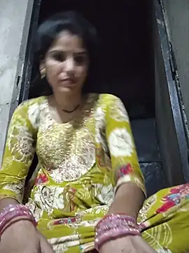 Snapshot of Riya_jaan12 chatting on 05-27-26, 05:43 Riya jaan12 online show from 05-27-26, 05:43