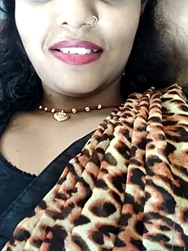 Snapshot of AnanyaKapoor89 chatting on 09-18-25, 06:04 AnanyaKapoor89 online show from 09-18-25, 06:04