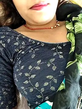 Snapshot of AnanyaKapoor89 chatting on 09-21-25, 06:15 AnanyaKapoor89 online show from 09-21-25, 06:15