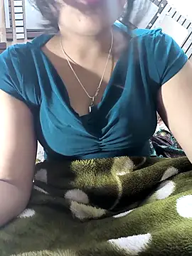 queenbuggi online show from 05-31-26, 04:25