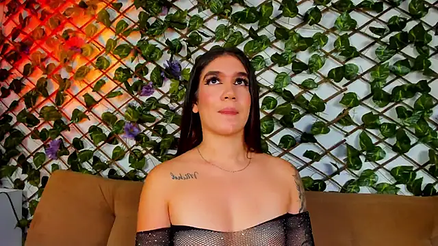 kloe bella online show from 09-16-25, 01:12