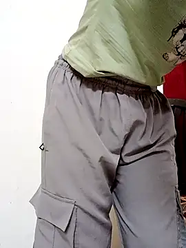 Snapshot of Nisha_cam12 chatting on 09-21-25, 10:50 Nisha cam12 online show from 09-21-25, 10:50