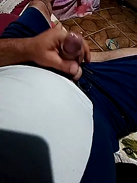 Snapshot of branquinho3 chatting on 11-03-25, 02:13 branquinho3 online show from 11-03-25, 02:13