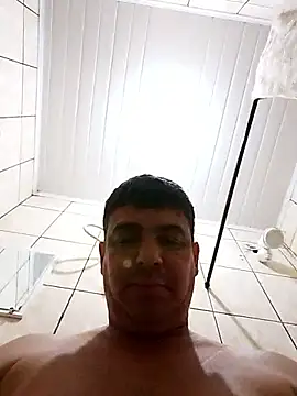 Snapshot of branquinho3 chatting on 11-26-25, 02:56 branquinho3 online show from 11-26-25, 02:56