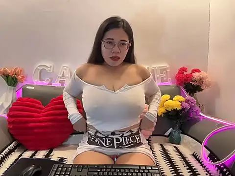 Snapshot of candiceempire chatting on 02-17-26, 12:18 candiceempire online show from 02-17-26, 12:18