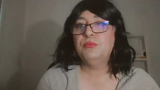 Snapshot of nataliacd chatting on 11-21-25, 03:44 nataliacd online show from 11-21-25, 03:44