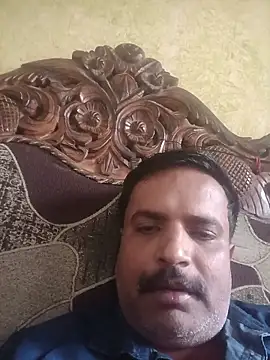 Snapshot of vardh033 chatting on 10-02-25, 09:27 vardh033 online show from 10-02-25, 09:27