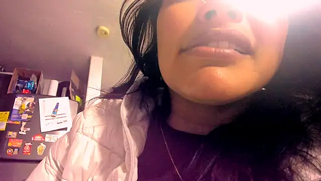 Snapshot of scarletr_red chatting on 09-26-25, 10:58 scarletr red online show from 09-26-25, 10:58