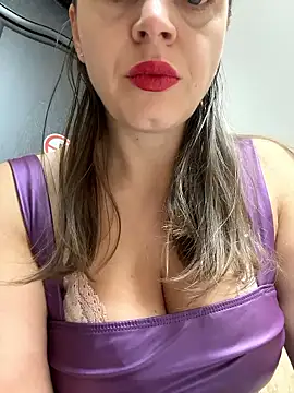 ladywithbigass online show from 01-10-26, 07:10