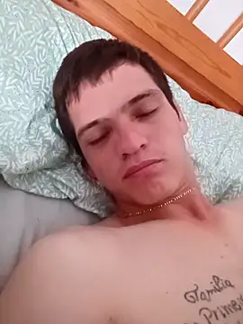 Snapshot of ocampojonas547 chatting on 10-25-25, 11:10 ocampojonas547 online show from 10-25-25, 11:10