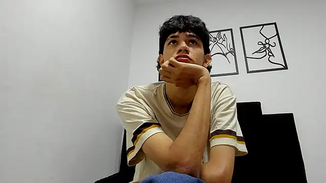 alexmark  online show from 03-25-26, 03:51