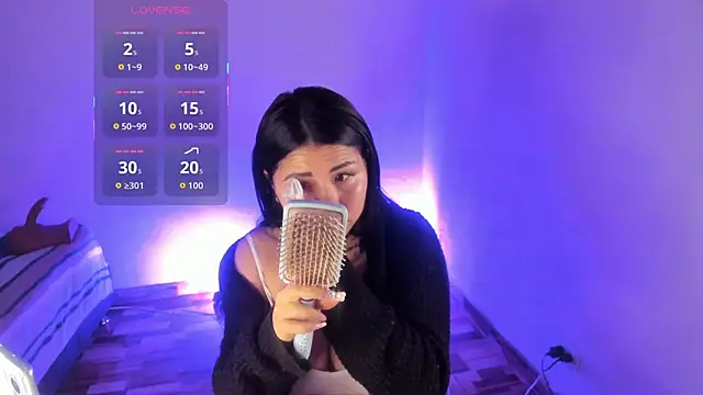 Snapshot of SiennaValera chatting on 11-20-25, 12:27 SiennaValera online show from 11-20-25, 12:27