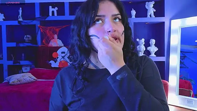 sari belle online show from 10-30-25, 09:26