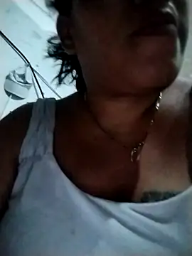 Snapshot of Big_ass_submissive chatting on 10-25-25, 01:13 Big ass submissive online show from 10-25-25, 01:13