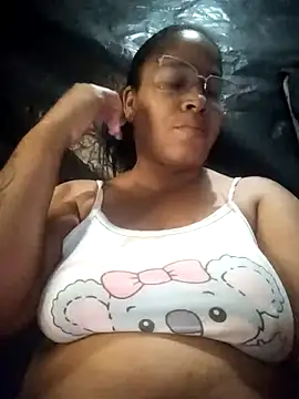 Snapshot of Big_ass_submissive chatting on 11-30-25, 03:54 Big ass submissive online show from 11-30-25, 03:54