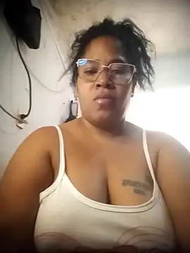 Snapshot of Big_ass_submissive chatting on 12-01-25, 03:50 Big ass submissive online show from 12-01-25, 03:50