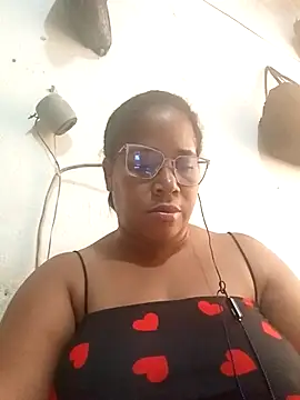 Big ass submissive online show from 04-24-26, 01:02