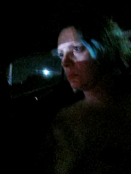 Snapshot of DeziBaby1087 chatting on 04-15-26, 07:04 DeziBaby1087 online show from 04-15-26, 07:04