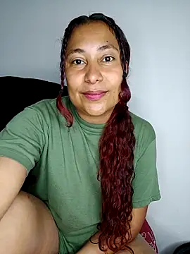 Snapshot of zafiro_93 chatting on 09-22-25, 01:35 zafiro 93 online show from 09-22-25, 01:35