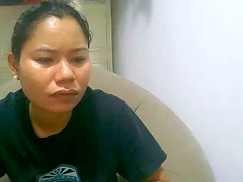 Sweeetgurll online show from 07-15-26, 06:51