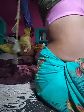 Snapshot of Monika_thakurr chatting on 06-10-26, 11:09 Monika thakurr online show from 06-10-26, 11:09