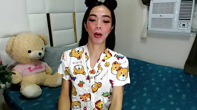 diamondnaked  online show from 10-13-25, 07:36