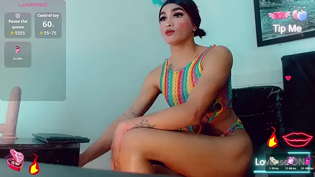 Natasha clifford online show from 11-22-25, 11:42