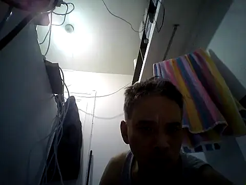 Snapshot of masculado69 chatting on 10-27-25, 12:36 masculado69 online show from 10-27-25, 12:36