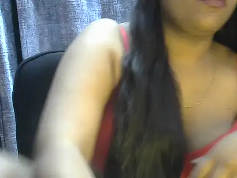 Snapshot of Queenxxx98 chatting on 12-16-25, 07:52 Queenxxx98 online show from 12-16-25, 07:52