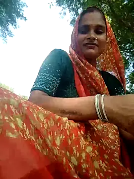 Snapshot of Sapna9685 chatting on 09-13-25, 08:36 Sapna9685 online show from 09-13-25, 08:36