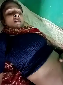 Snapshot of Sapna9685 chatting on 10-05-25, 03:21 Sapna9685 online show from 10-05-25, 03:21