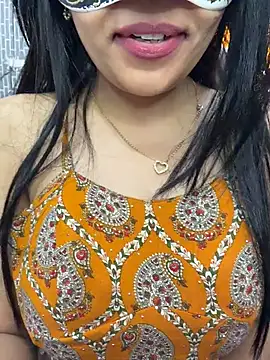 Riya-6969 online show from 04-26-26, 04:43