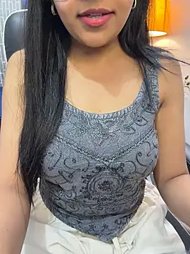 Riya-6969 online show from 04-27-26, 02:04