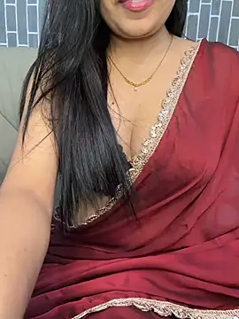 Riya-6969 online show from 07-16-26, 02:23