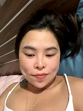 Snapshot of han-cute chatting on 09-28-25, 02:00 han-cute online show from 09-28-25, 02:00