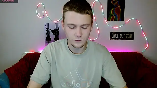 Xavier Night81 online show from 11-16-25, 09:04