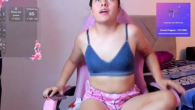 Sexxyy Couple  online show from 06-24-26, 09:25
