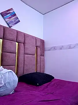 KENDALL ART online show from 01-09-26, 03:53